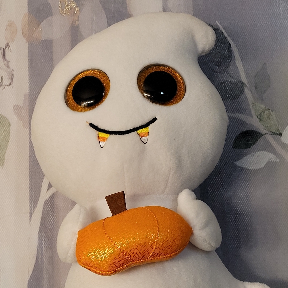 TY BEANIE BOO Scream The Plush Ghost Holding A Pumpkin (Approx 9.5 inches)